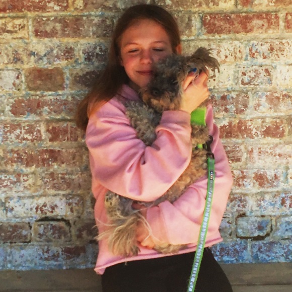 Meet your Posher, Olivia - Picture 1 of 1